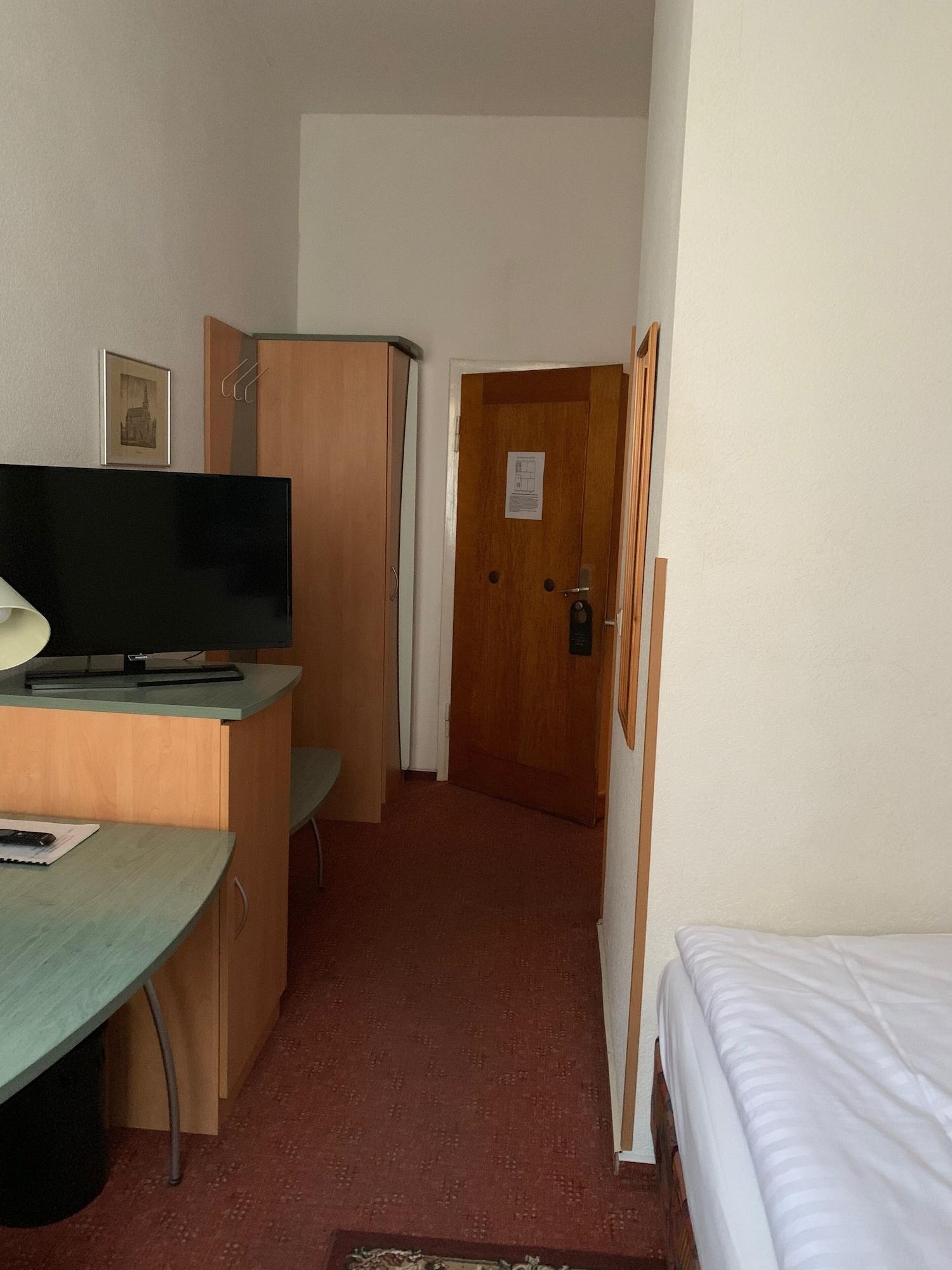Hotel Berg Cologne Luaran gambar