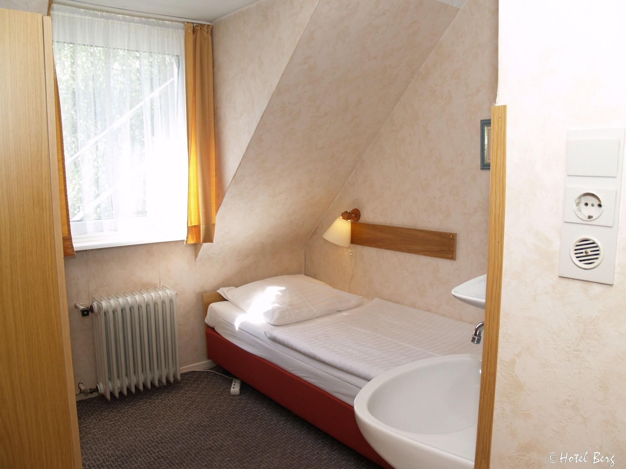 Hotel Berg Cologne Luaran gambar