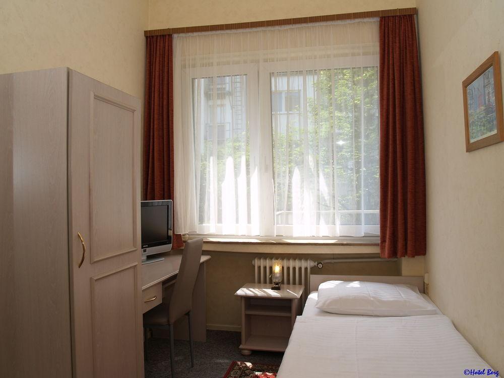 Hotel Berg Cologne Luaran gambar