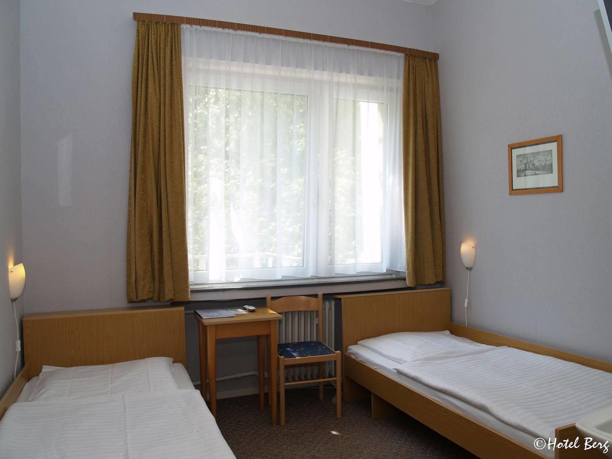 Hotel Berg Cologne Luaran gambar