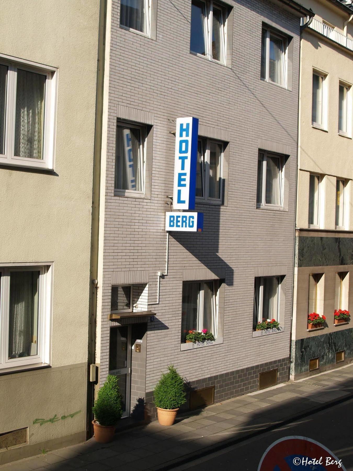 Hotel Berg Cologne Luaran gambar