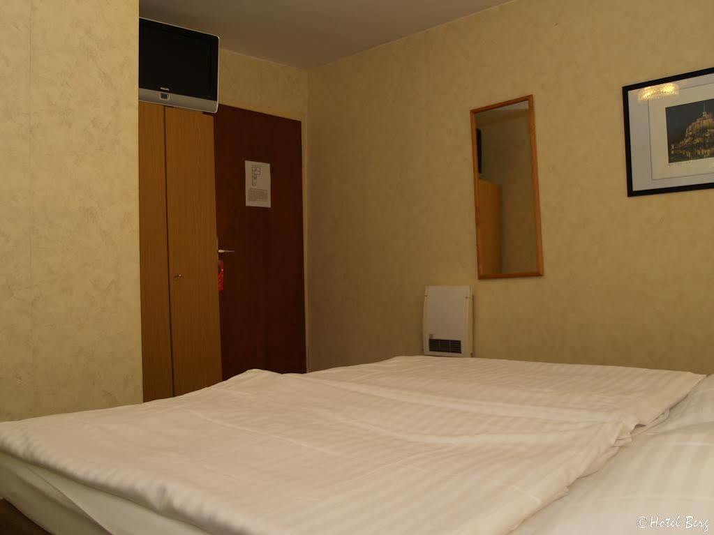 Hotel Berg Cologne Luaran gambar