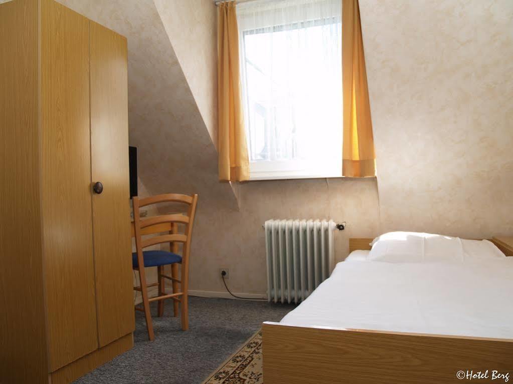 Hotel Berg Cologne Luaran gambar
