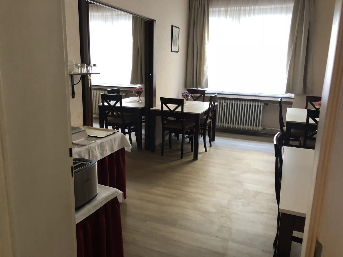 Hotel Berg Cologne Luaran gambar