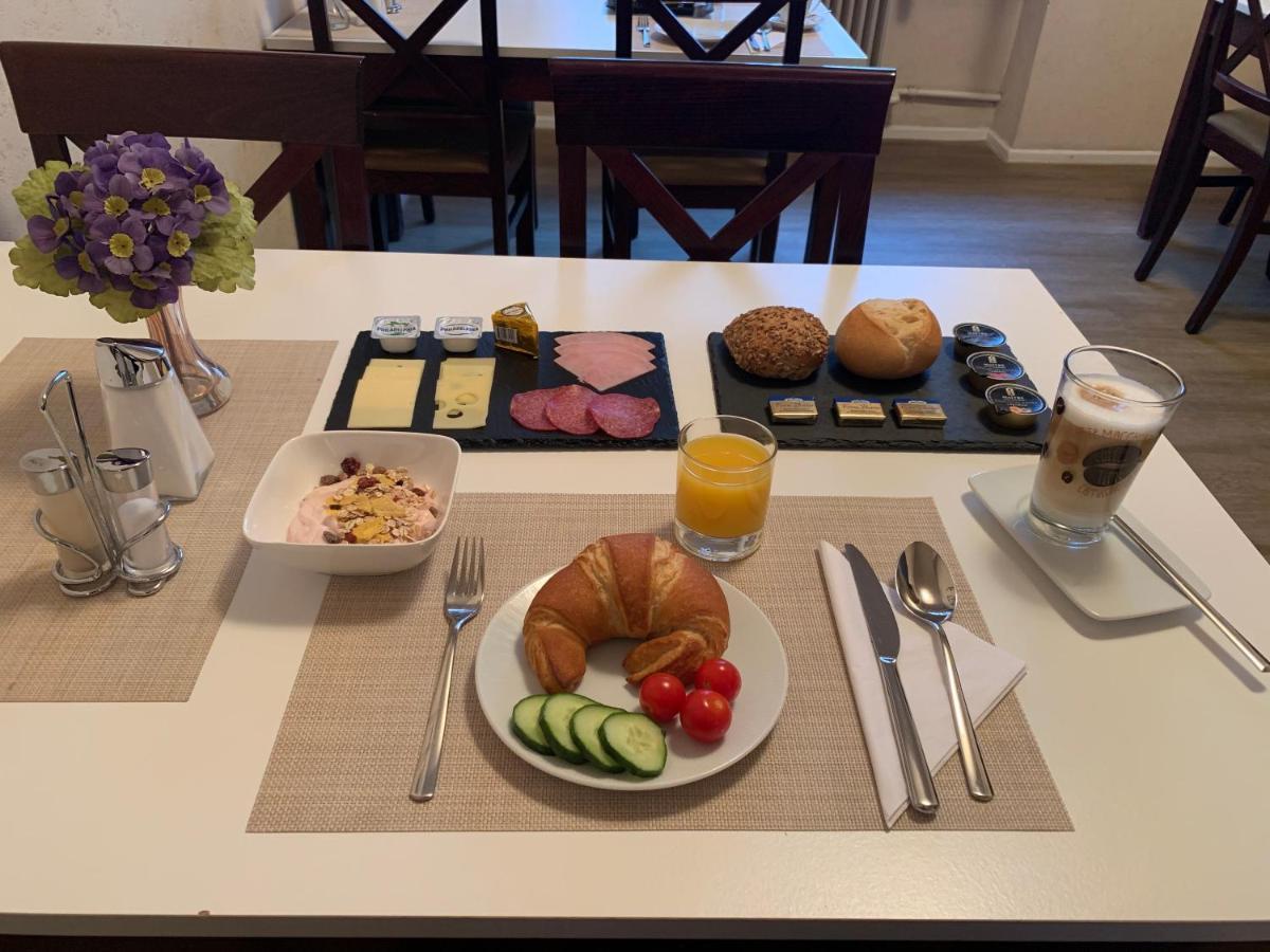 Hotel Berg Cologne Luaran gambar